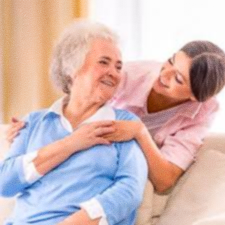 Serviços de acompanhamento para idosos